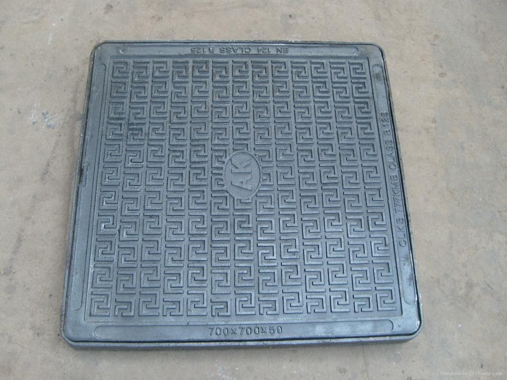 Square cast iron manhole cover